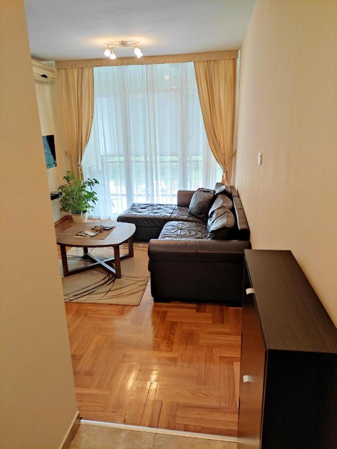Apartment Dea Podgoriçe Dış mekan fotoğraf