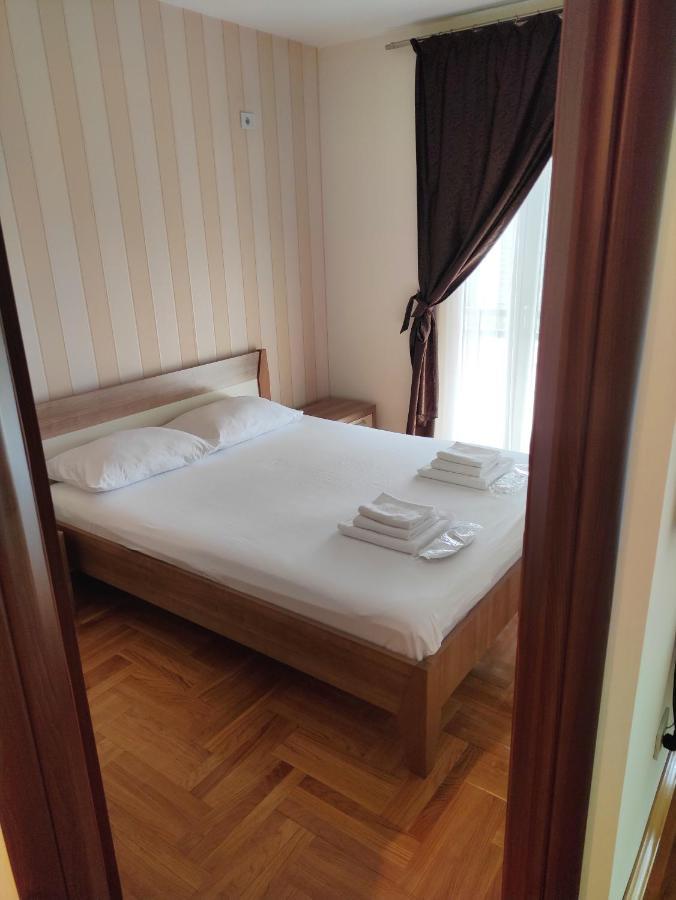 Apartment Dea Podgoriçe Dış mekan fotoğraf